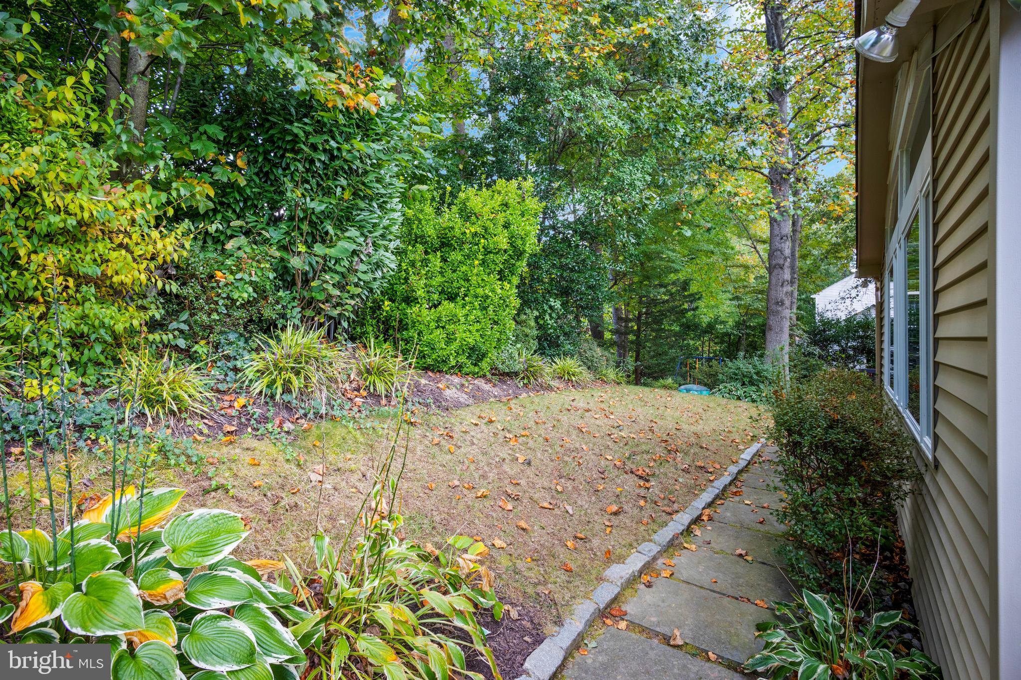 8711 Shadowlake Way Springfield, VA 22153 - Photo 48 of 49 Privacy in the backyard