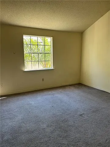 $1,350 | 909 Vouray Drive, Unit C, Kenner, LA 70065