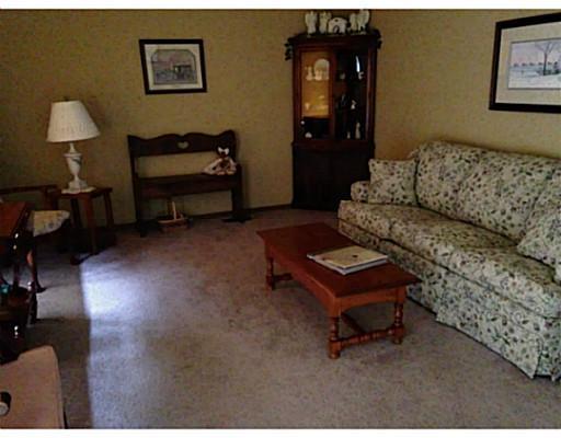 1147 Armsgate Road, Unit 144 Springfield, OH 45503 - Photo 3 of 10
