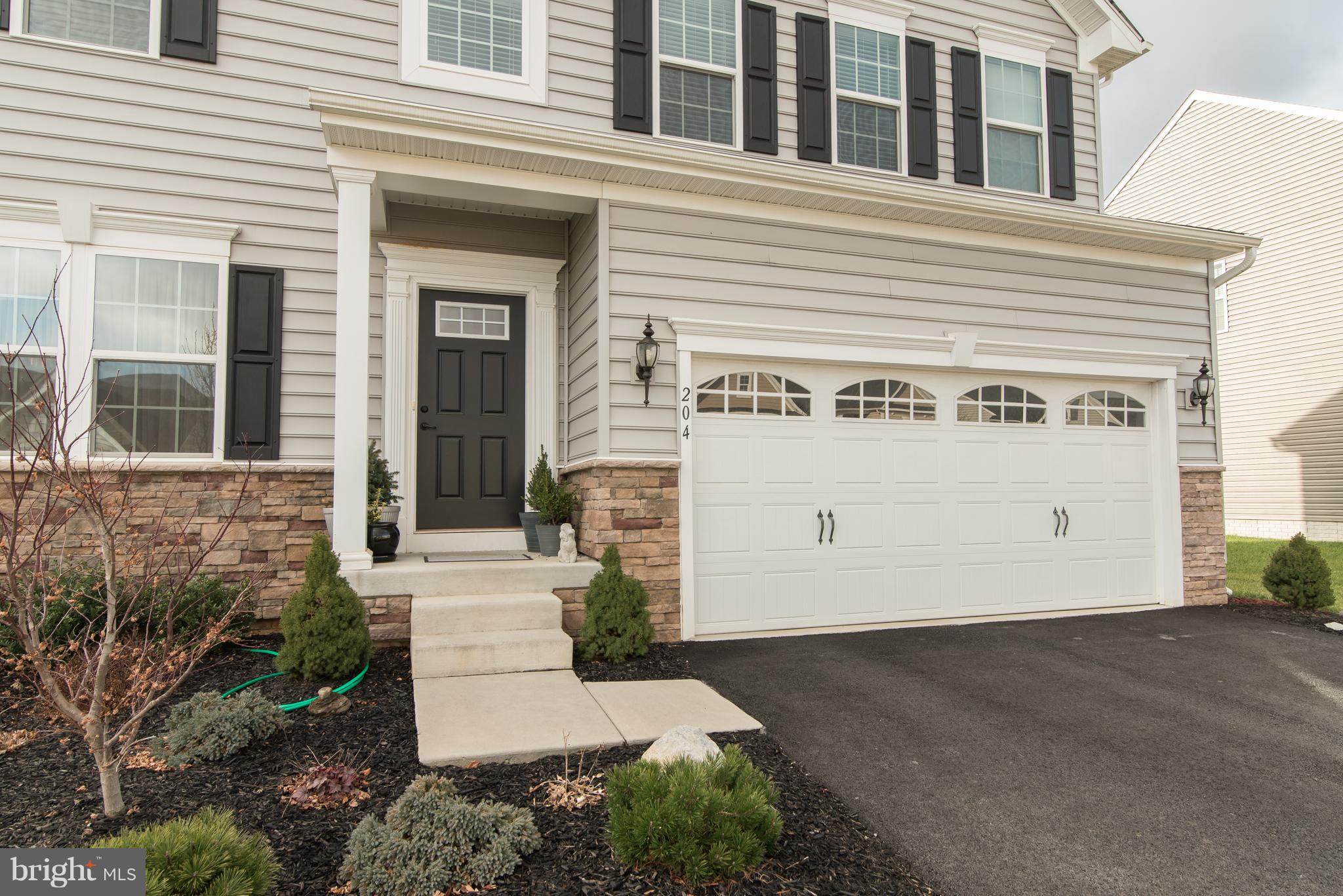 204 Glenbrook Road Ranson, WV 25438 - Photo 3 of 52 Gallery Image 3