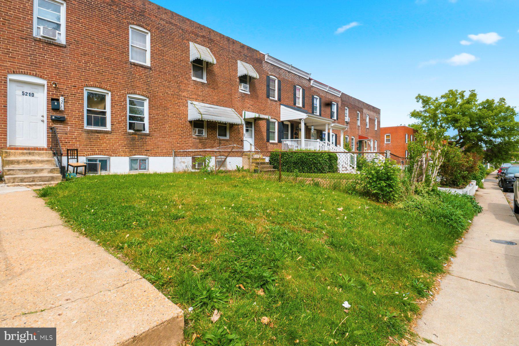 5210 Brookwood Road Baltimore, MD 21225 - Photo 2 of 24