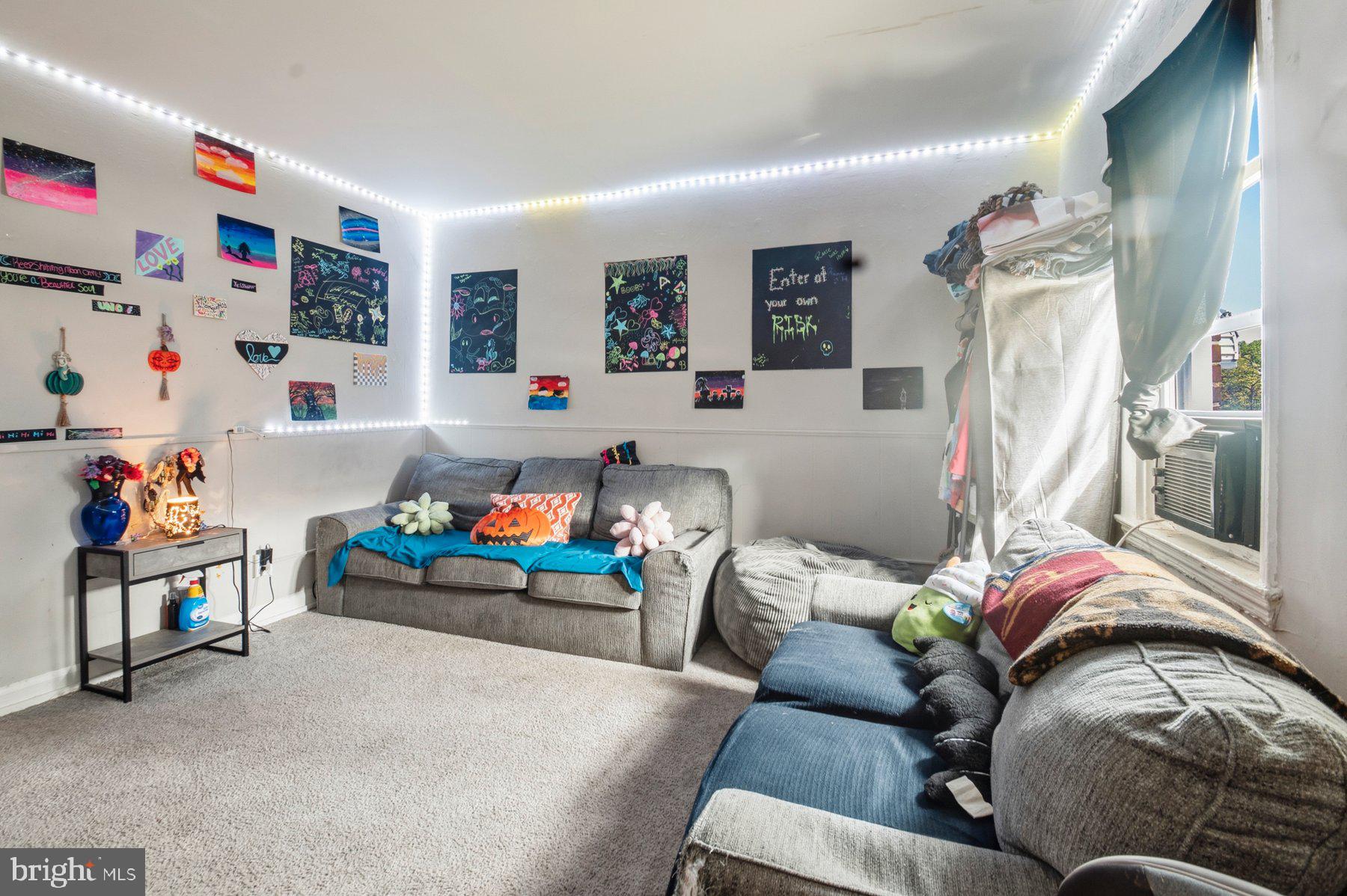 5210 Brookwood Road Baltimore, MD 21225 - Photo 4 of 24