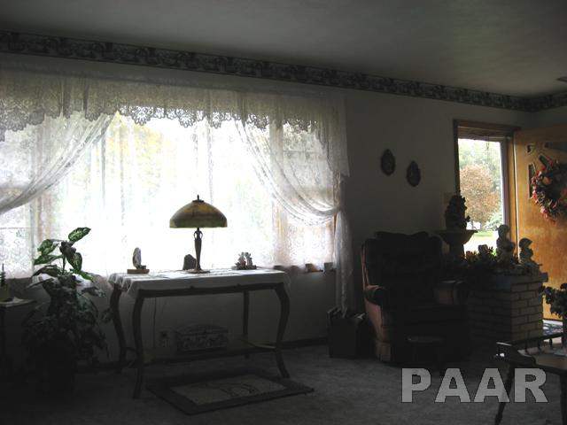 7429 Myrtle Street Manito, IL 61546 - Photo 3 of 18 Gallery Image 3