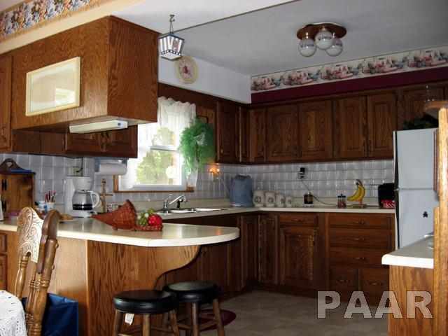 7429 Myrtle Street Manito, IL 61546 - Photo 5 of 18 Gallery Image 5