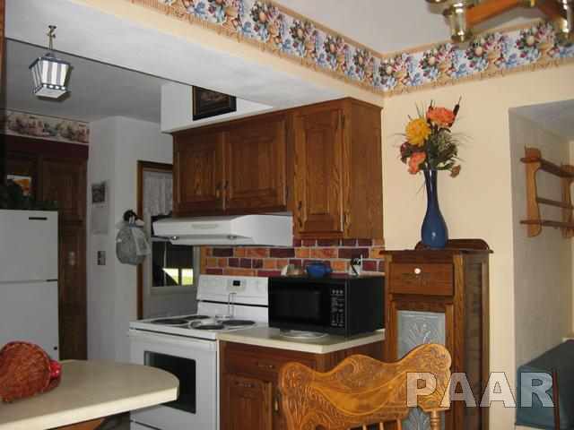 7429 Myrtle Street Manito, IL 61546 - Photo 6 of 18 Gallery Image 6