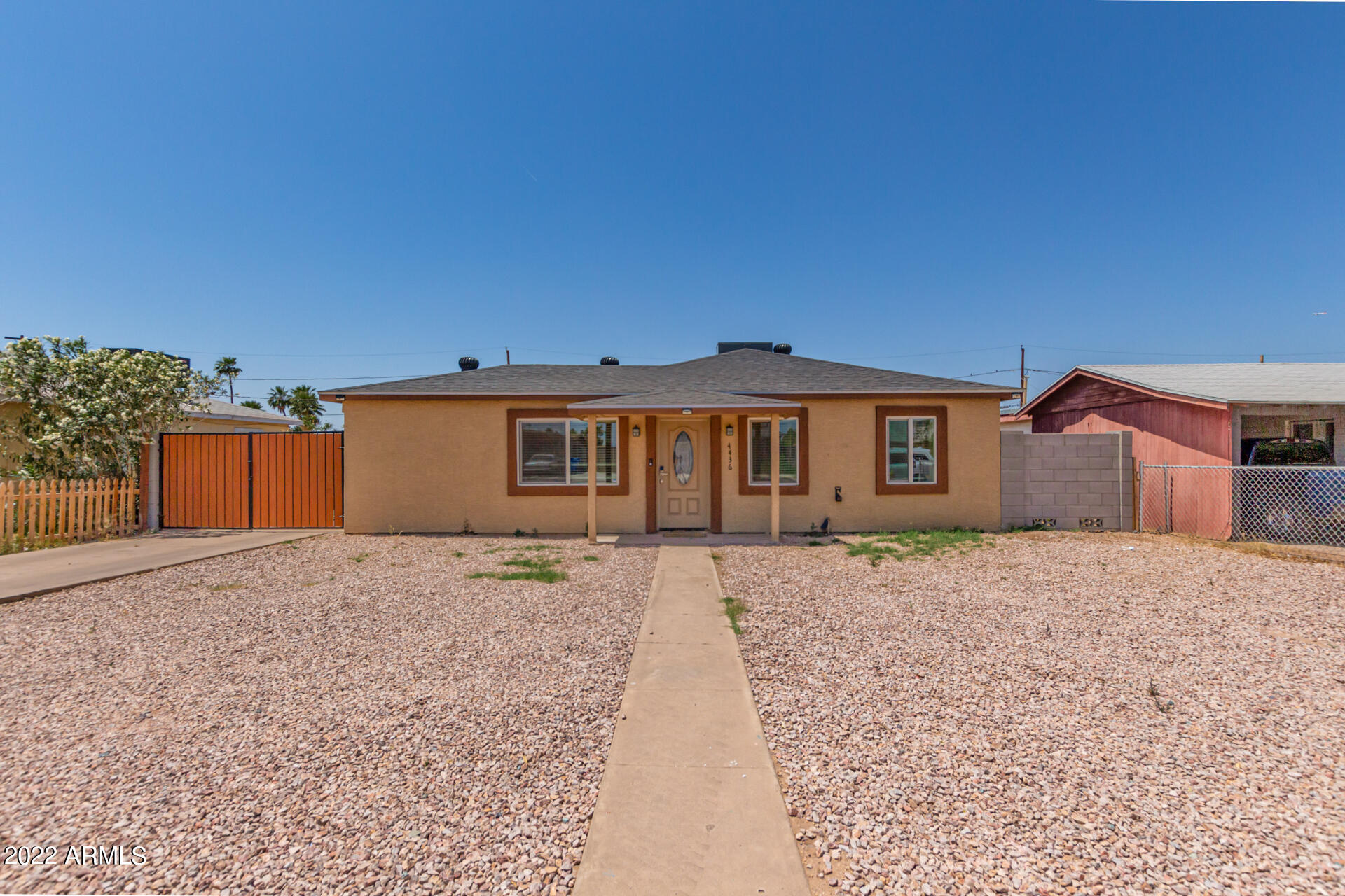 4436 South 19th Street Phoenix, AZ 85040 - Photo 1 of 23 01 - 19th