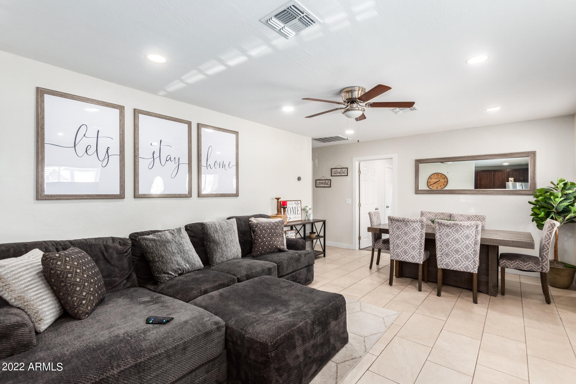 4436 South 19th Street Phoenix, AZ 85040 - Photo 4 of 23 04 - 19th