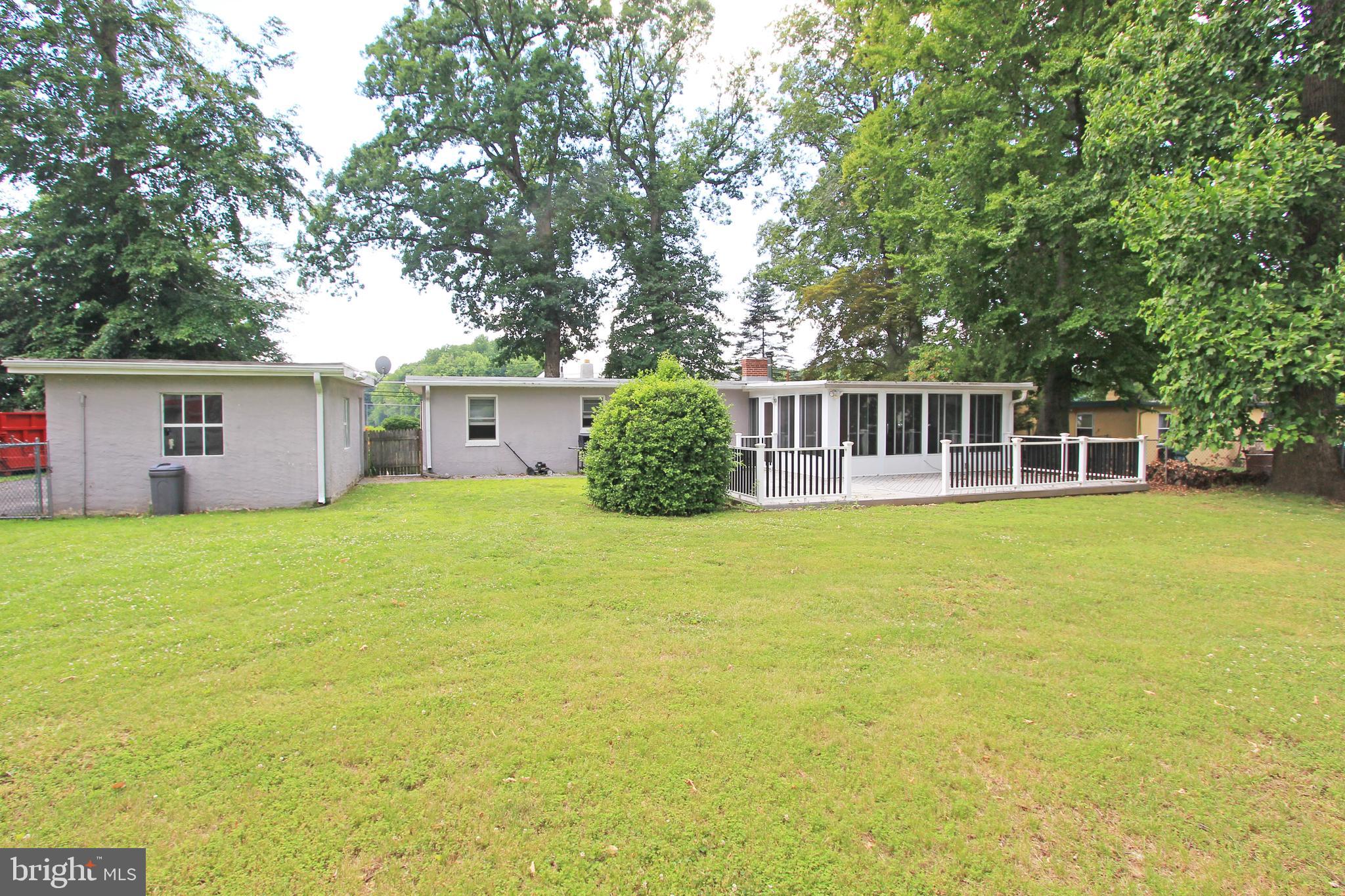 513 Cherry Tree Road Aston, PA 19014 - Photo 3 of 17 Back