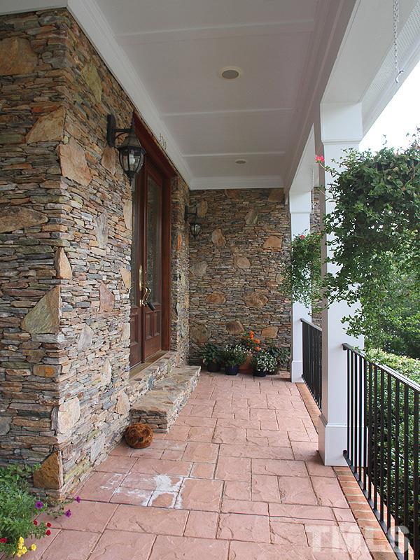 3710 Congeniality Way Raleigh, NC 27613 - Photo 2 of 23