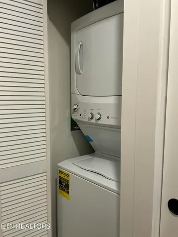 $249,900 | 807 Exeter Avenue, Middlesboro, KY 40965