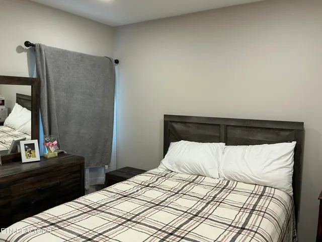 $249,900 | 807 Exeter Avenue, Middlesboro, KY 40965