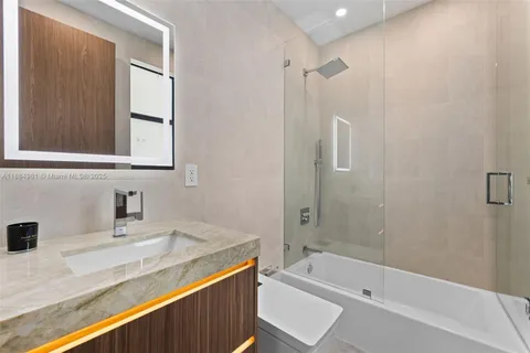 $3,899,000 | 260 Northwest 49th Street, Miami, FL 33127