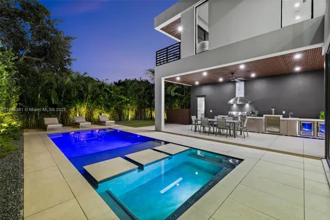 $3,899,000 | 260 Northwest 49th Street, Miami, FL 33127