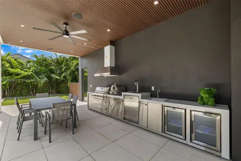 $3,899,000 | 260 Northwest 49th Street, Miami, FL 33127