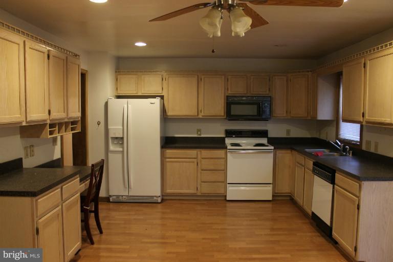 9409 Ridgely Avenue Parkville, MD 21234 - Photo 11 of 18 Kitchen