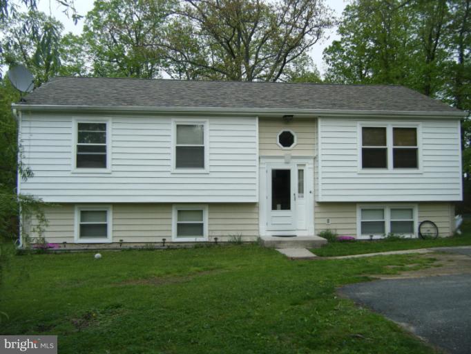 9409 Ridgely Avenue Parkville, MD 21234 - Photo 18 of 18 Exterior (Front)