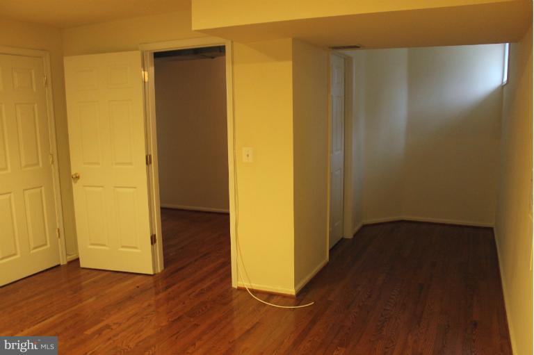 9409 Ridgely Avenue Parkville, MD 21234 - Photo 3 of 18 Basement