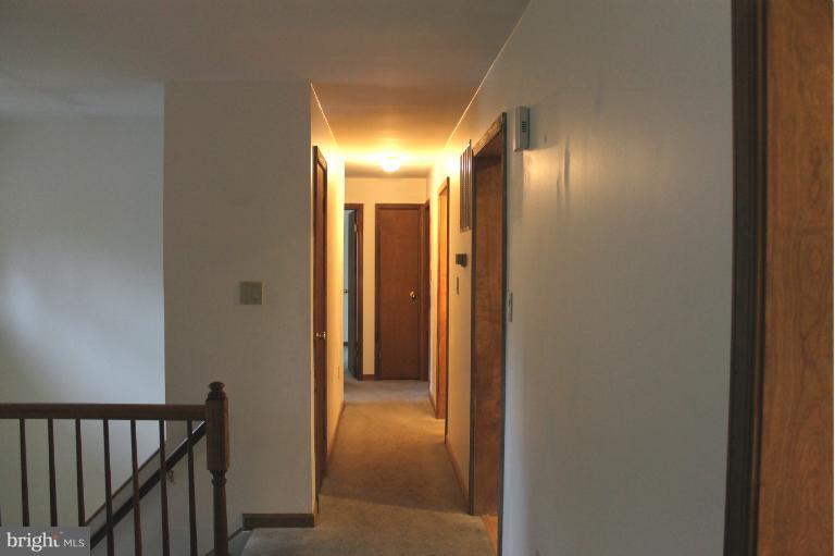 9409 Ridgely Avenue Parkville, MD 21234 - Photo 5 of 18 Interior (General)