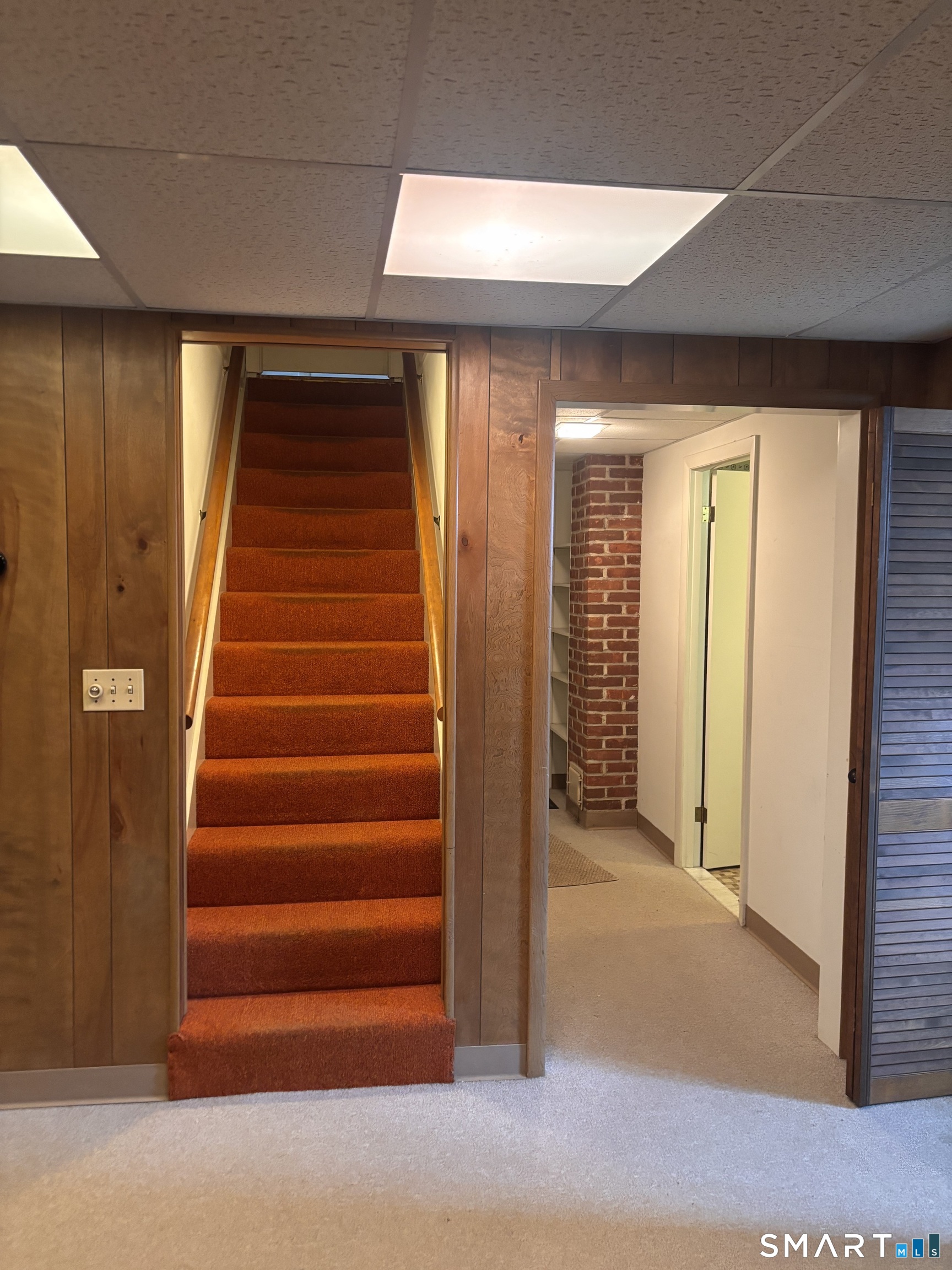 28 Bayberry Lane Groton, CT 06340 - Photo 12 of 17 a view of entryway with wooden door