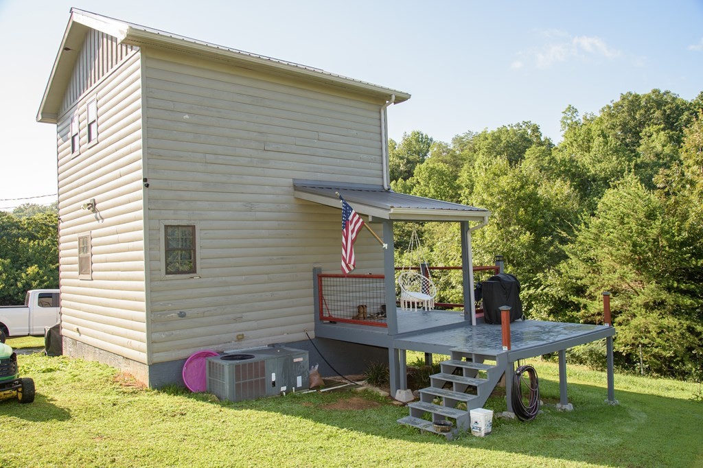 1214 Sugar Loaf Road Sevierville, TN 37876 - Photo 3 of 19 Gallery Image 3