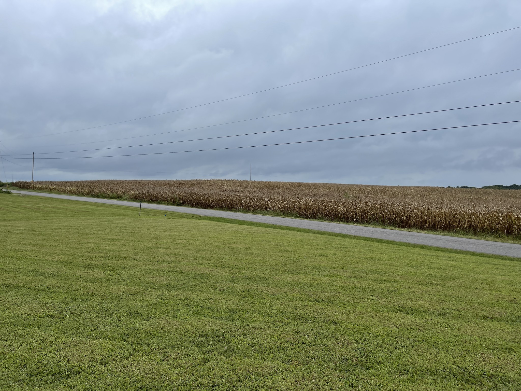 5976 Fred Perry Road Springfield, TN 37172 - Photo 4 of 27 a view of an ocean