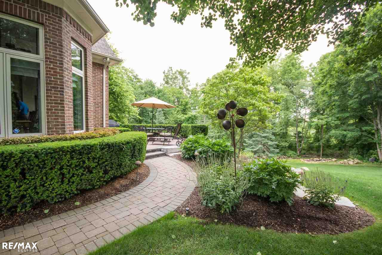 590 Sheldon Court Rochester, MI 48306 - Photo 12 of 99