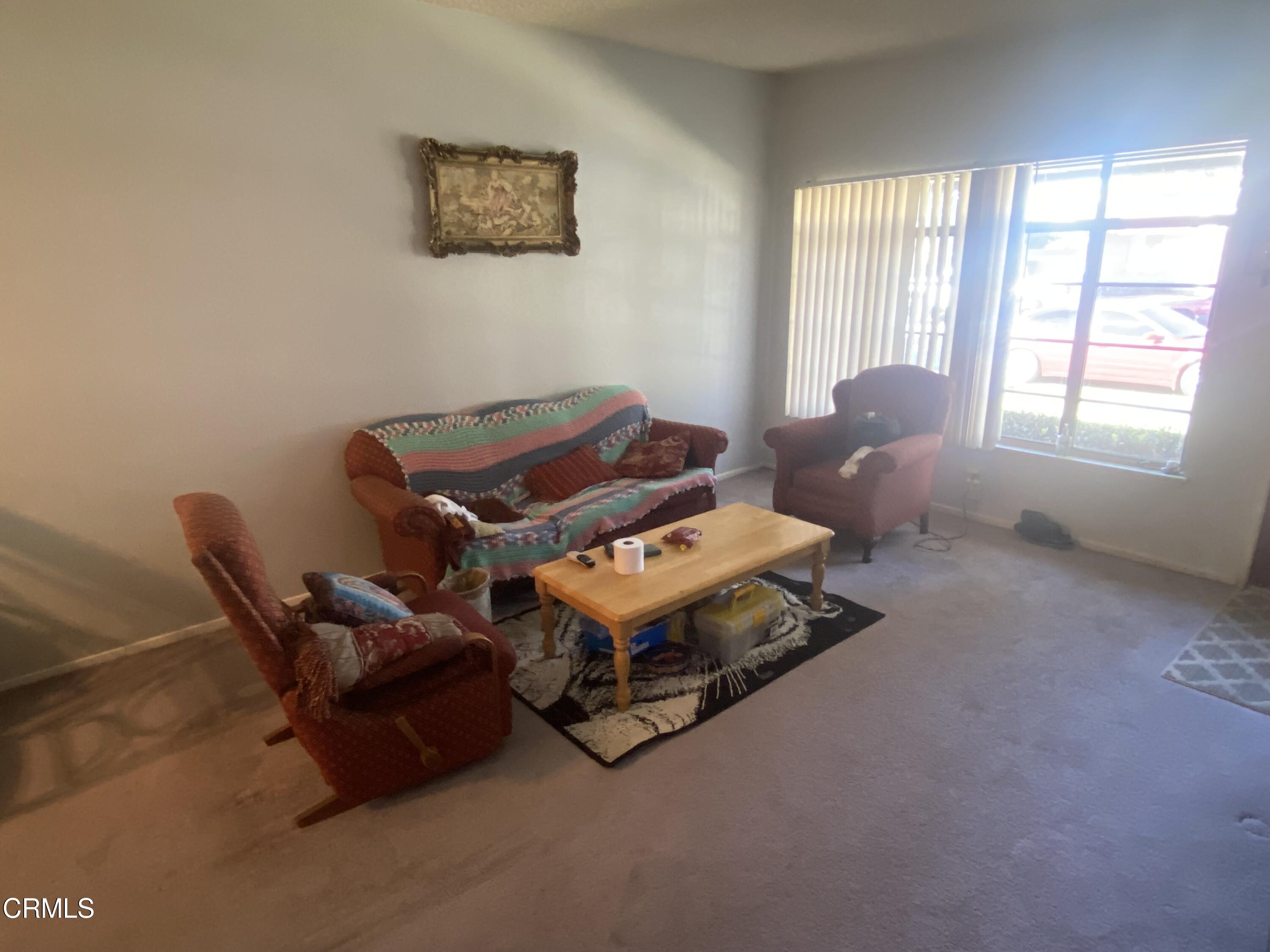 2940 Isle Way, Unit A Oxnard, CA 93035 - Photo 3 of 12 IMG_5323