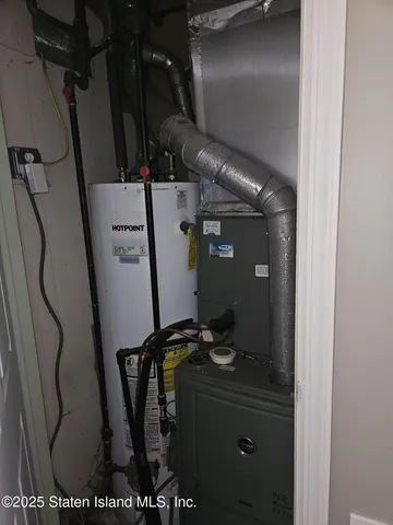 a view of an outdoor space