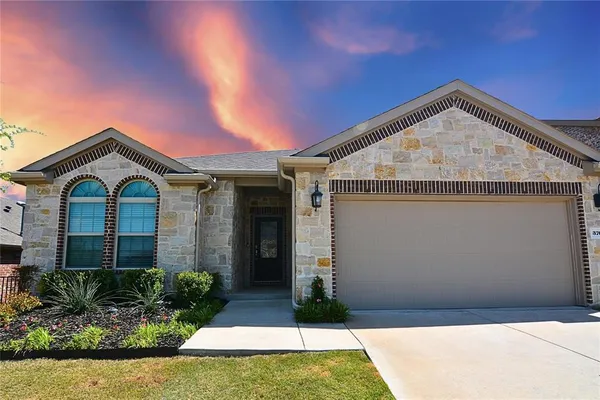 $2,350 | 3708 Mason Drive, Melissa, TX 75454