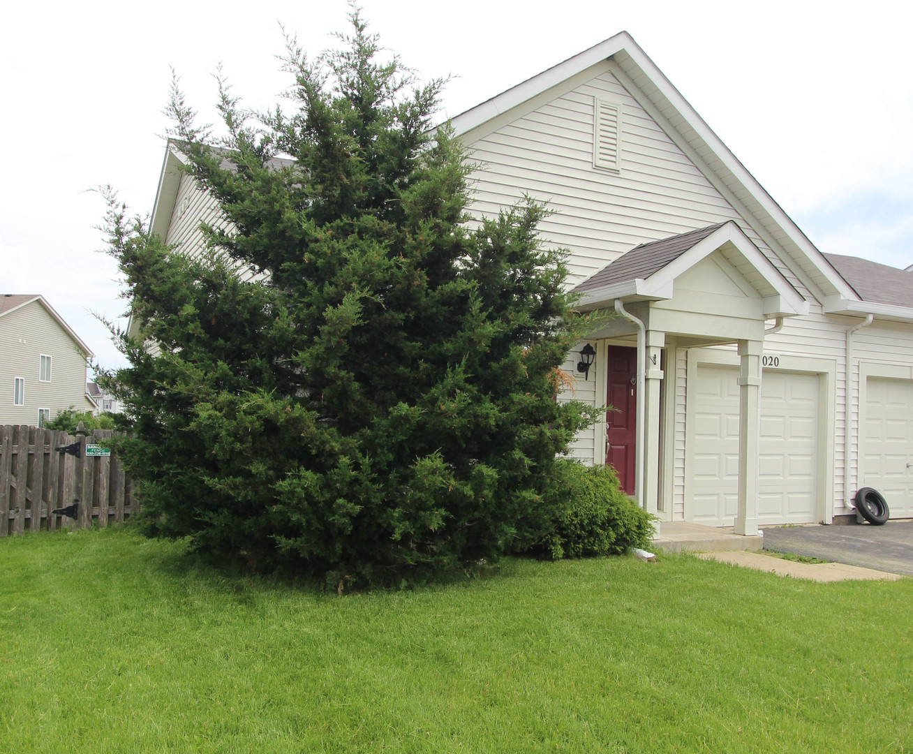 3020 Hoffman Street Plano, IL 60545 - Photo 2 of 32