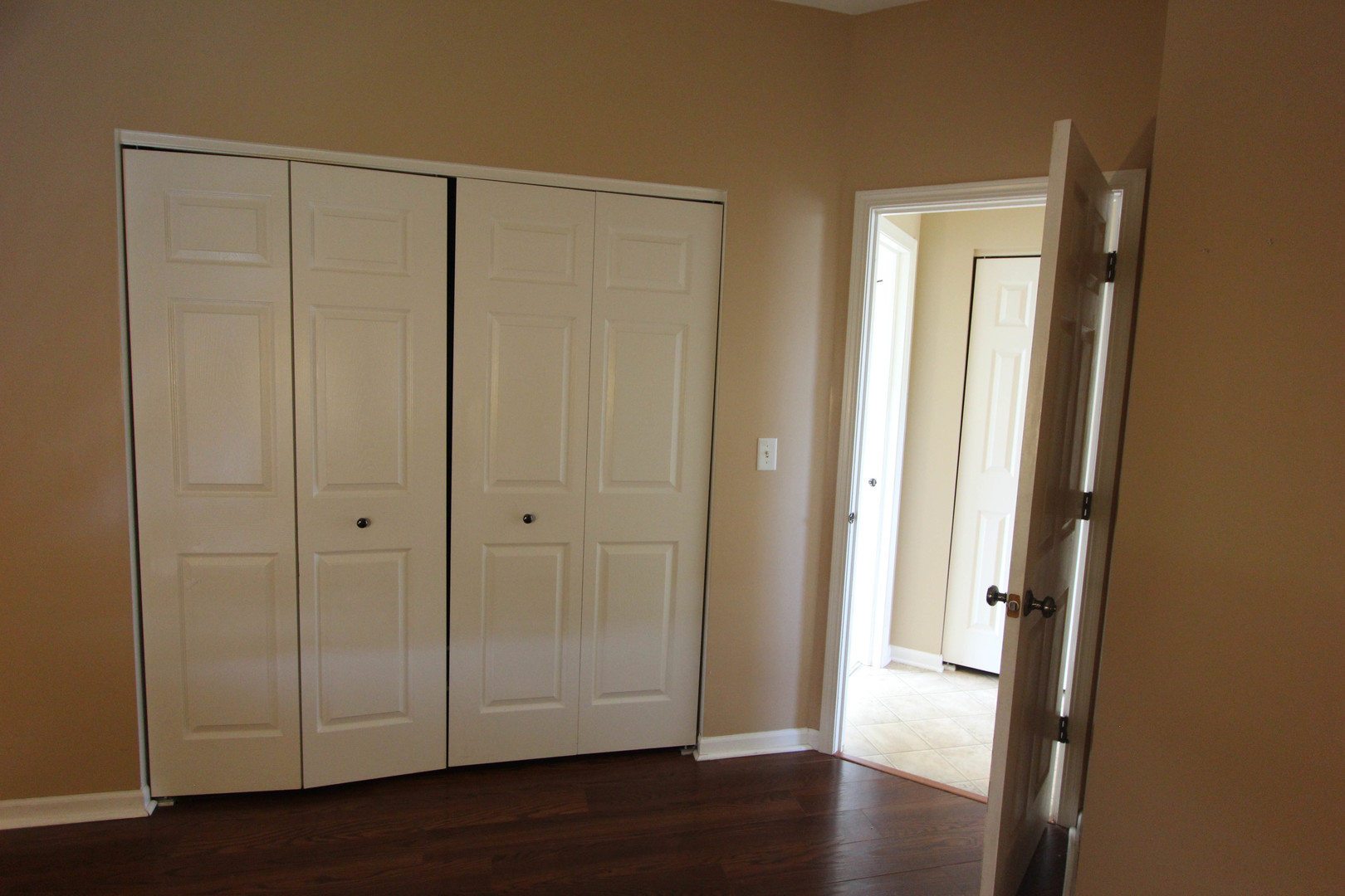 3020 Hoffman Street Plano, IL 60545 - Photo 4 of 32