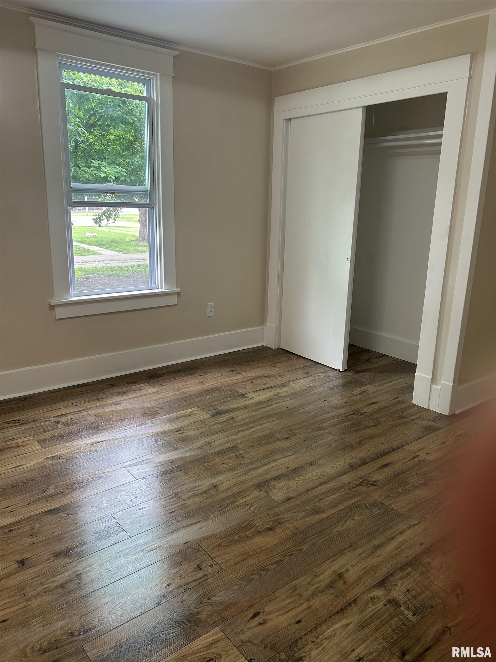 341 Wilson Street Mendon, IL 62351 - Photo 9 of 14