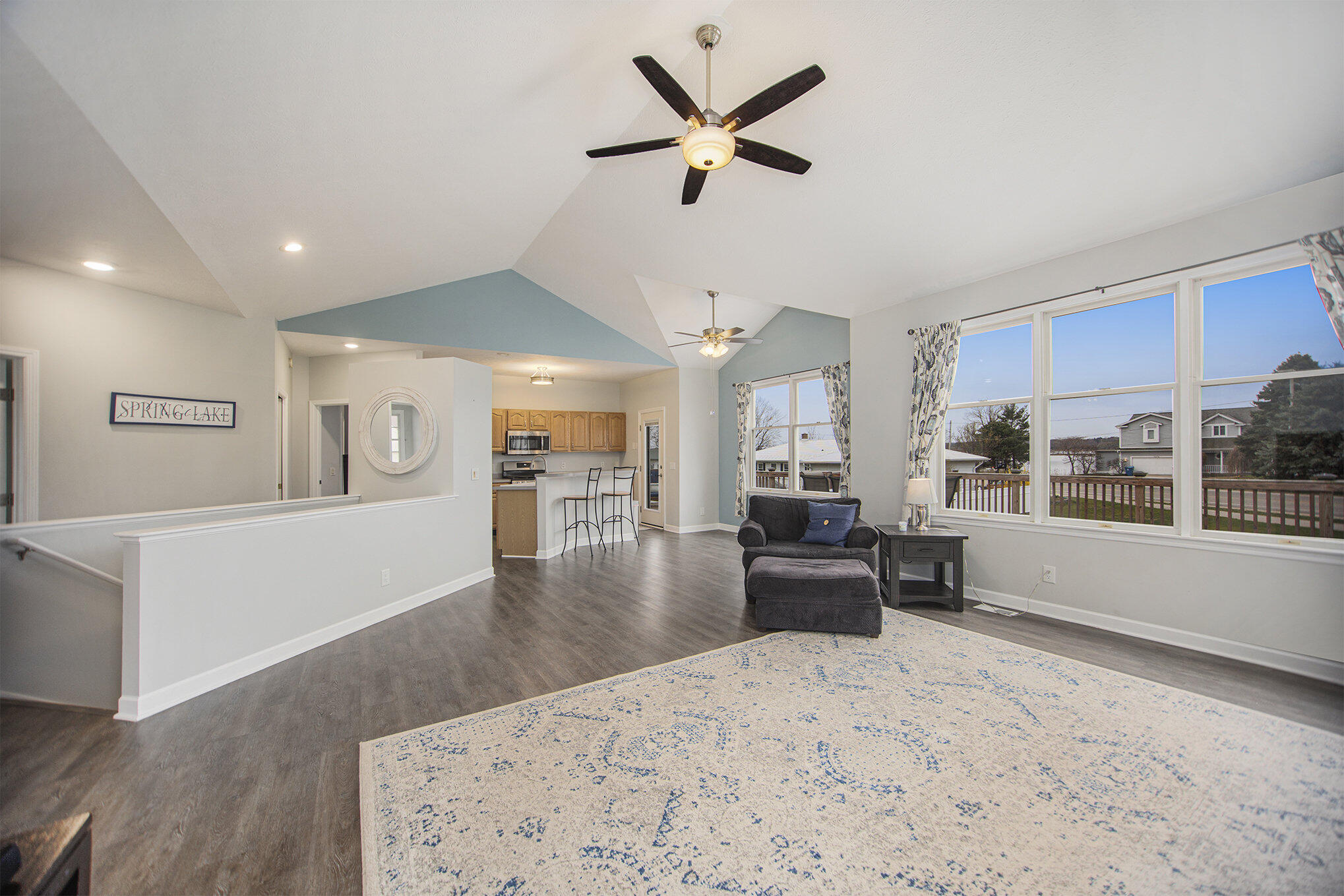 15786 Riverside Drive Spring Lake, MI 49456 - Photo 4 of 29 002_42a2544