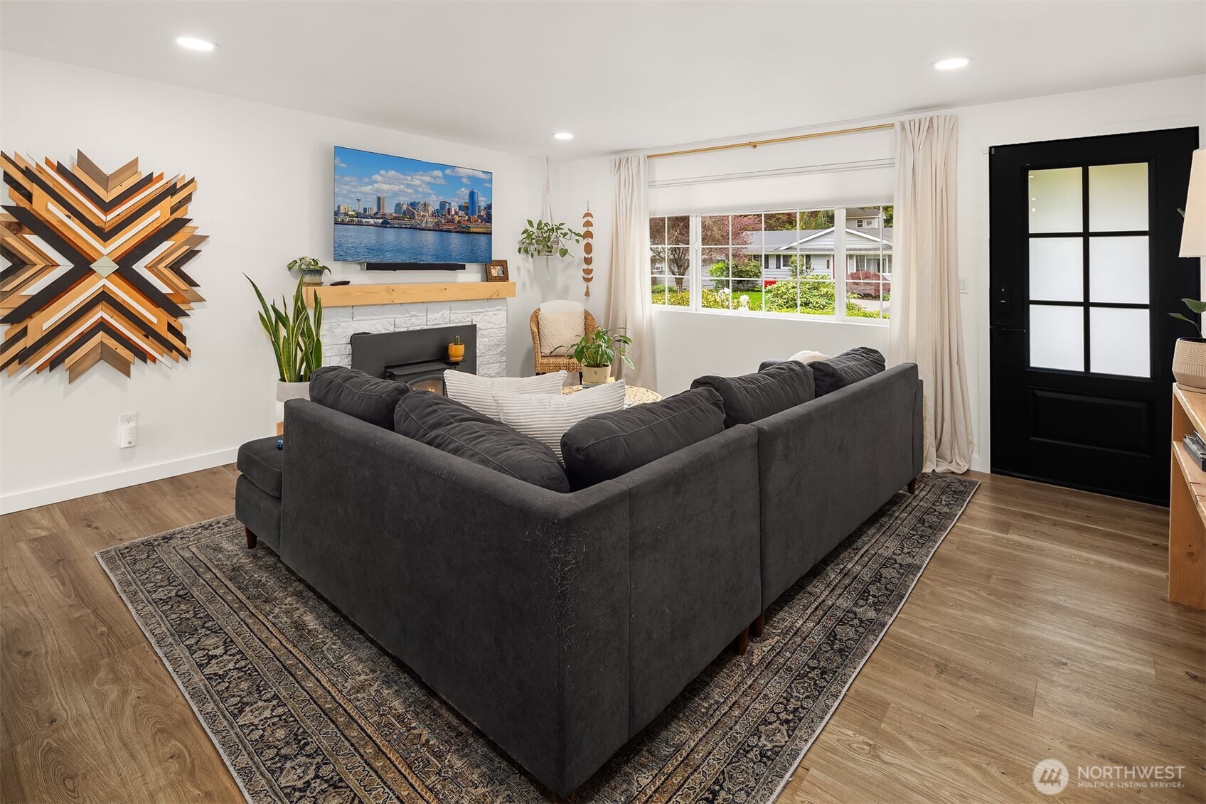 19130 94th Place Northeast Bothell, WA 98011 - Photo 2 of 28