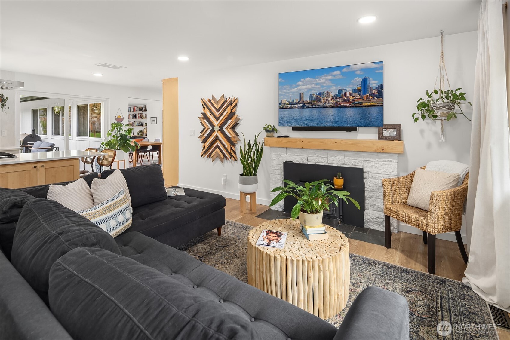 19130 94th Place Northeast Bothell, WA 98011 - Photo 3 of 28