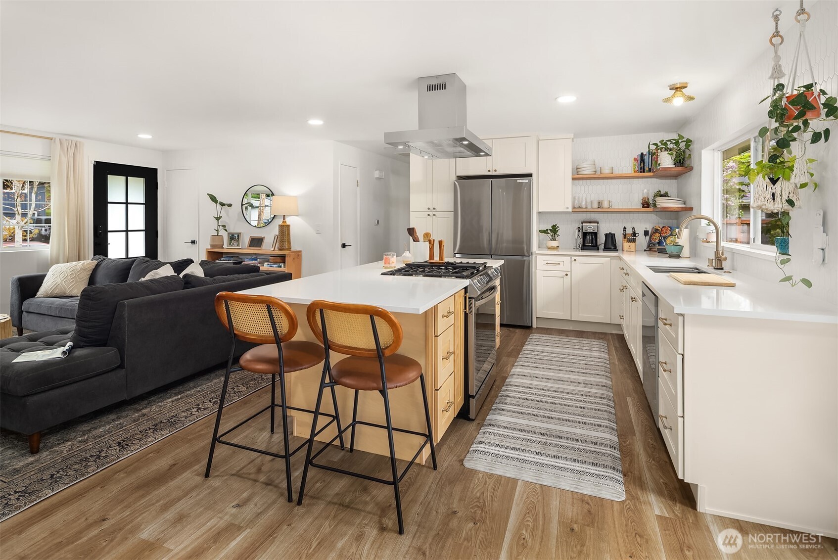 19130 94th Place Northeast Bothell, WA 98011 - Photo 6 of 28