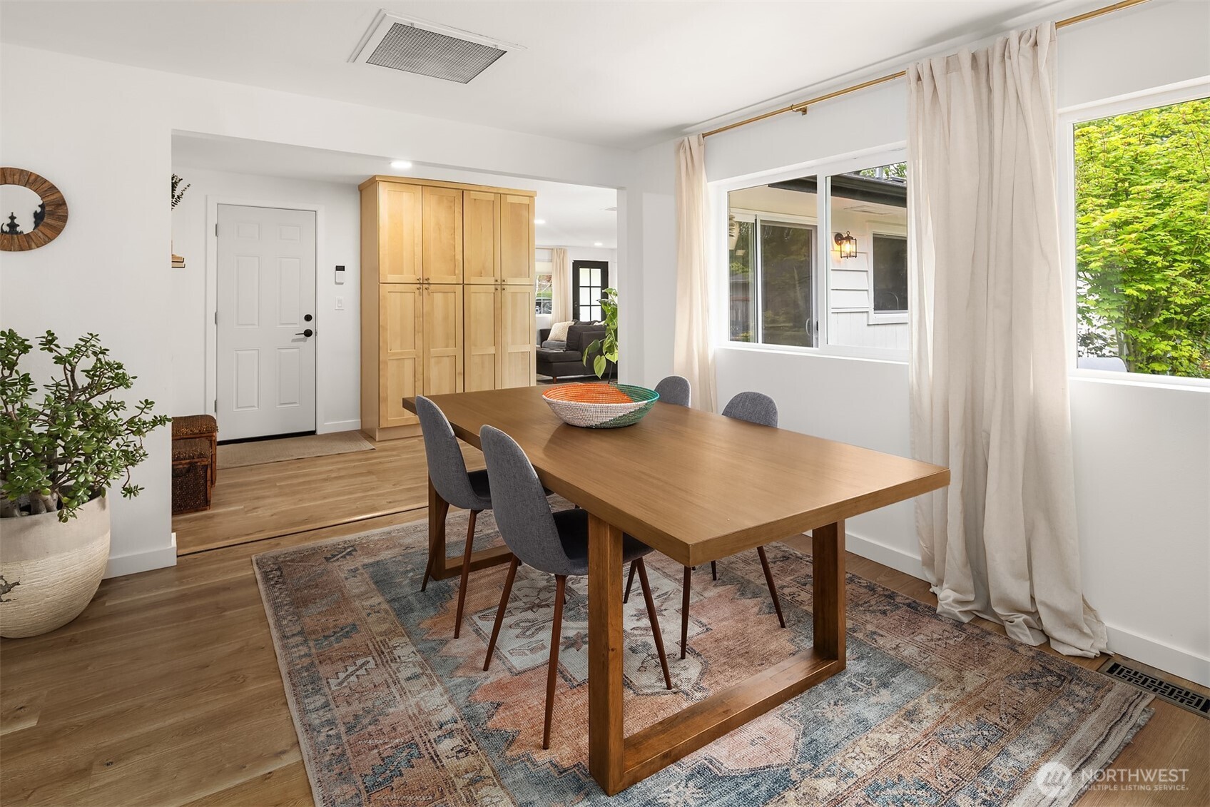 19130 94th Place Northeast Bothell, WA 98011 - Photo 10 of 28