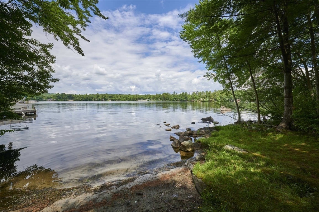 8 Beatrice Road Westford, MA 01886 - Photo 2 of 19 Gallery Image 2