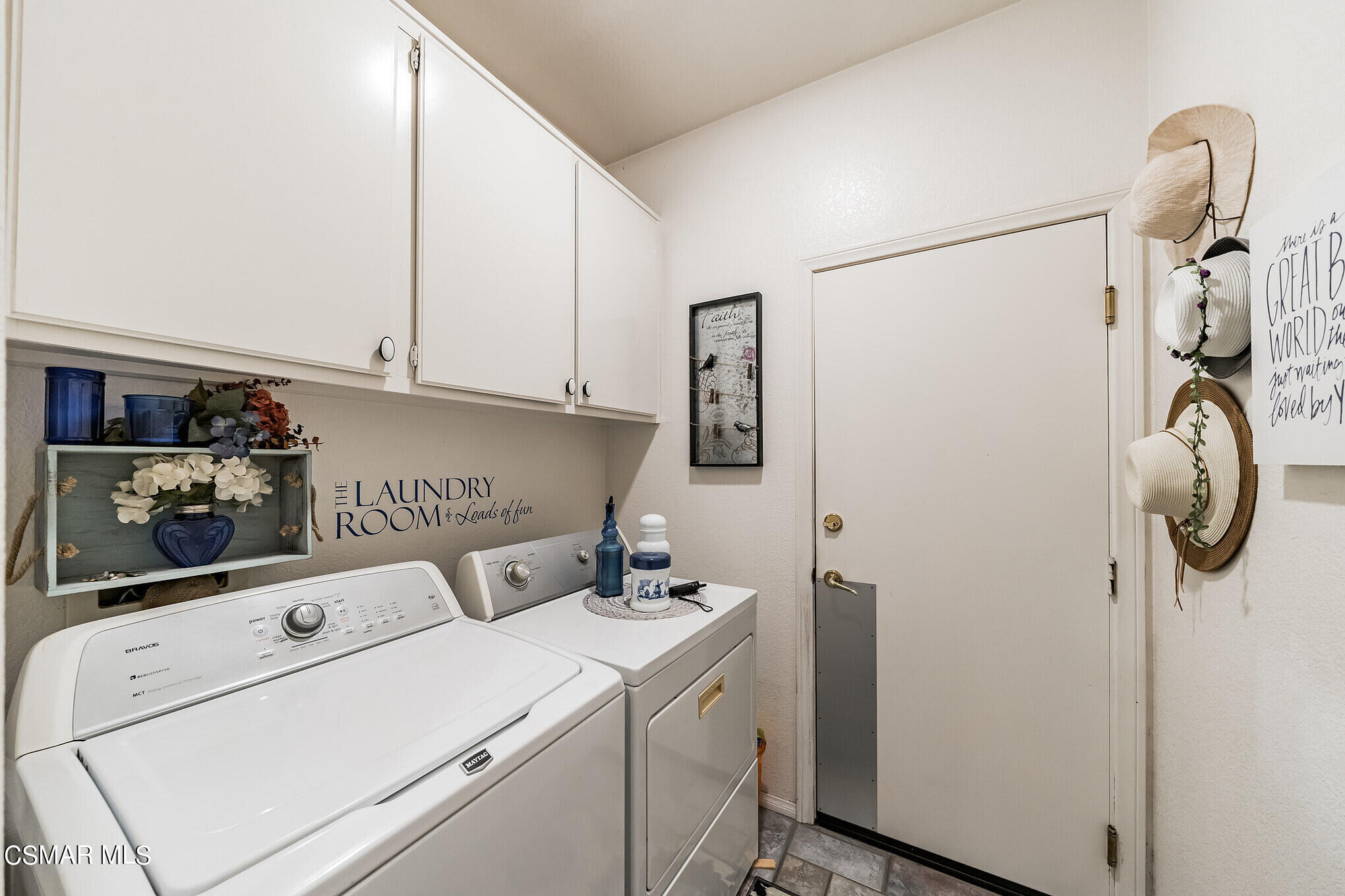 1990 Winterdew Avenue Simi Valley, CA 93065 - Photo 17 of 38 a utility room with dryer and washer