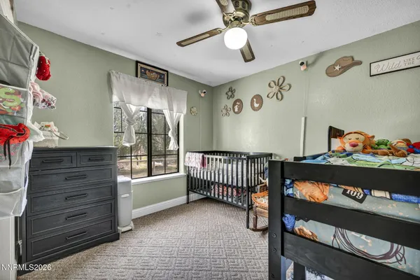 a view of livingroom with furniture