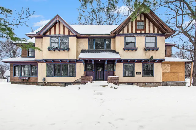 $265,000 | 542 A Street, Jackson, MI 49201