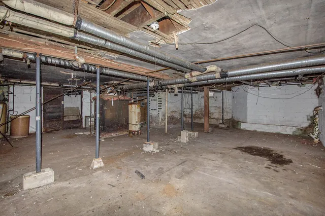 $255,000 | 542 A Street, Jackson, MI 49201