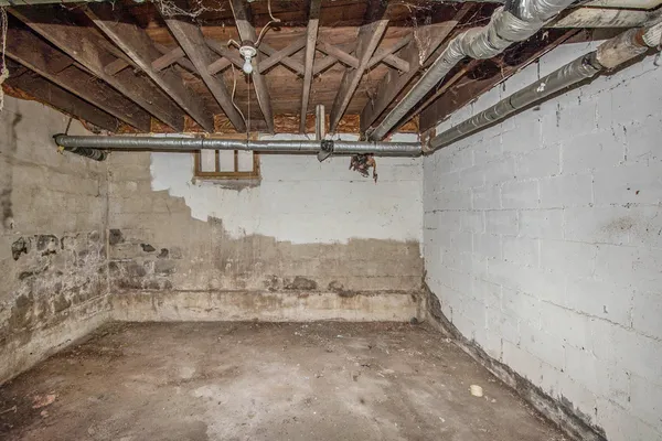 $249,000 | 542 A Street, Jackson, MI 49201