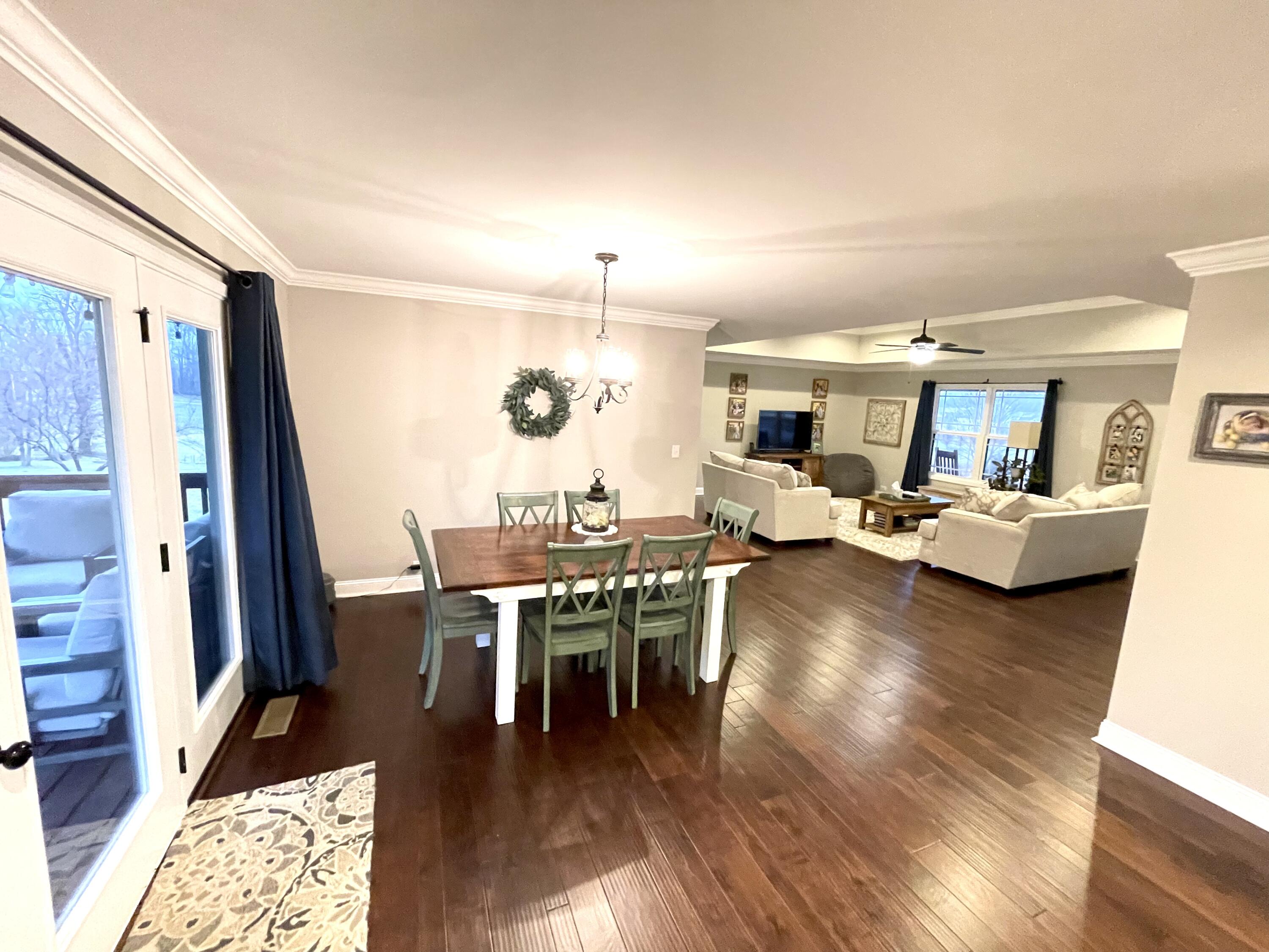 786 Splendor View Dr. Somerset, KY 42503 - Photo 11 of 33 9AD26894-0038-4DCE-B9E8-385C69300906