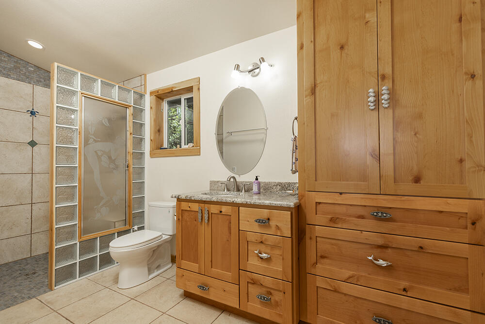 8843 Deer Creek Road Selma, OR 97538 - Photo 17 of 65 17