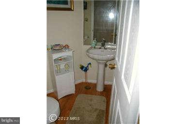 19181 Ridge Road Colonial Beach, VA 22443 - Photo 5 of 13 Bath