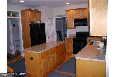 19181 Ridge Road Colonial Beach, VA 22443 - Photo 10 of 13 Kitchen