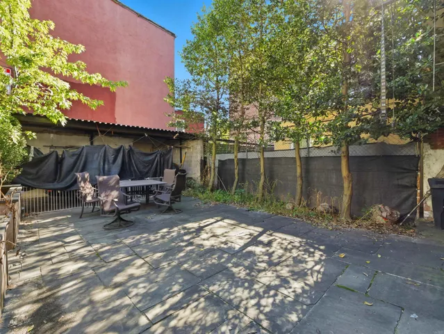 $1,800 | 158 New York Avenue, Unit 1, Jersey City, NJ 07307