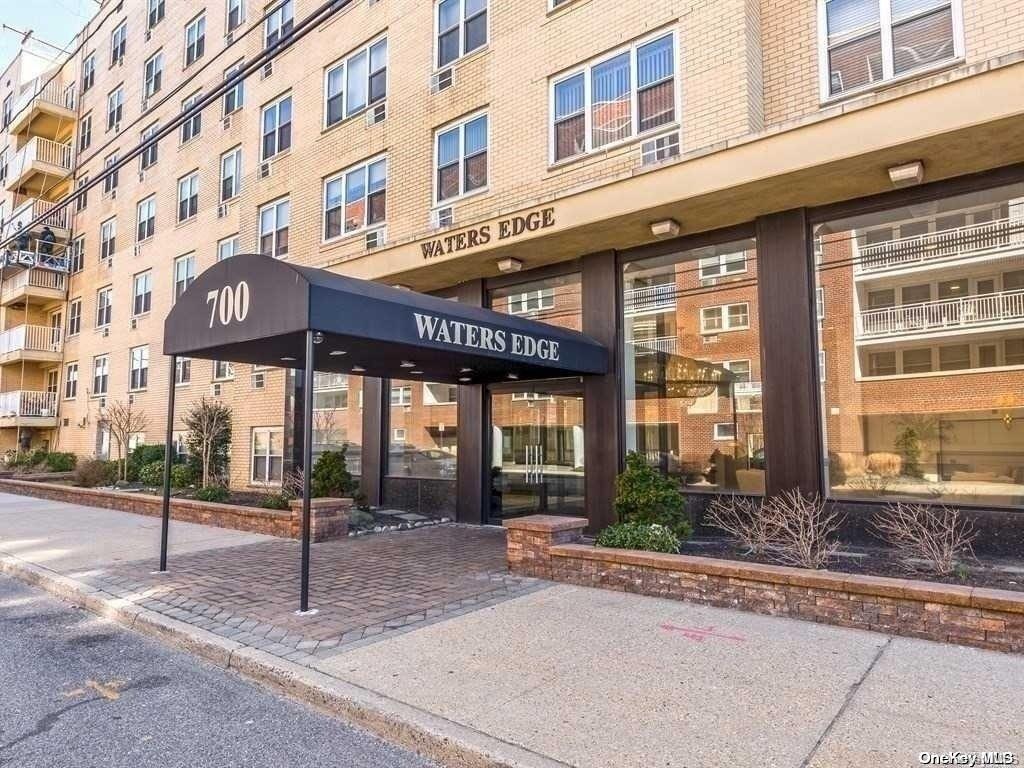 700 Shore Road, Unit 70 Long Beach, NY 11561 - Photo 1 of 1