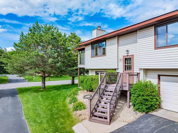 $274,900 | 11607 88th Avenue North, Maple Grove, MN 55369